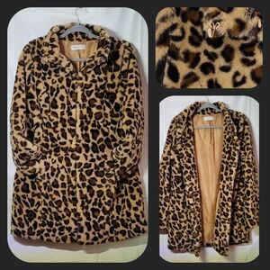 ⭐ SOLD⭐EBBY AND I,medium, fully lined, faux fur
